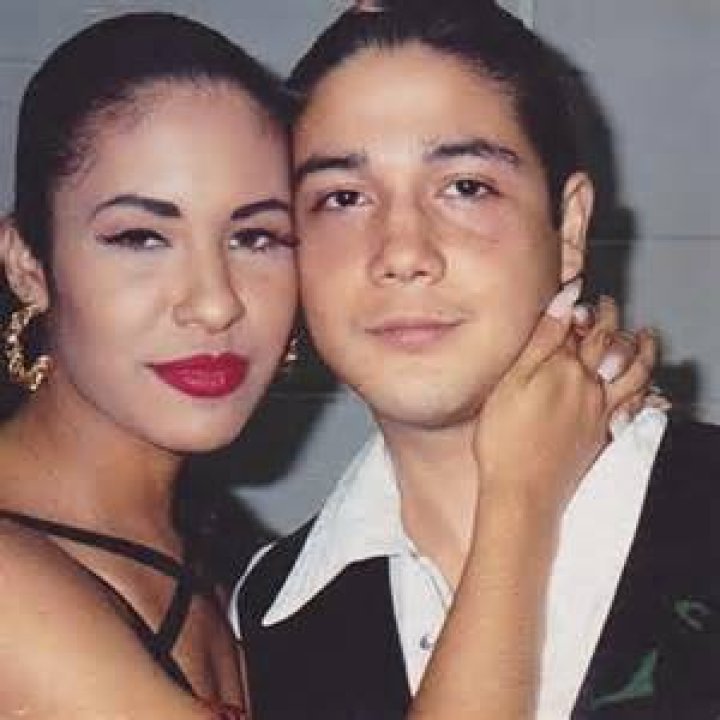 
Chris Perez Family Life With Parents Carmen Medina And Gilbert Pérez 