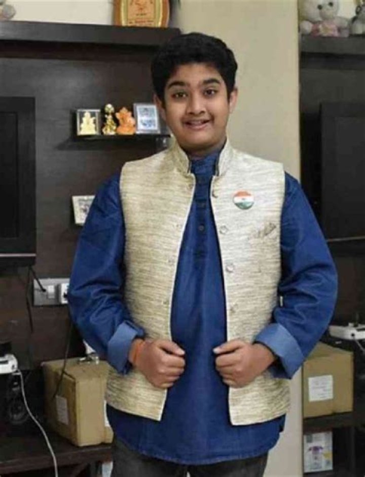 Surendra Pal Height, Weight, Net Worth, Age, Birthday, Wikipedia, Who, Instagram, Biography