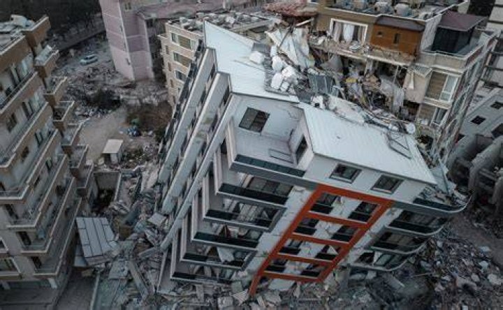 
WATCH: Terrifying video shows building collapse during Turkey earthquake that left over 4000 dead 